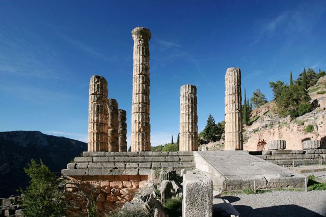 Delphi archaeological site - Doric columns of temple of Apollo